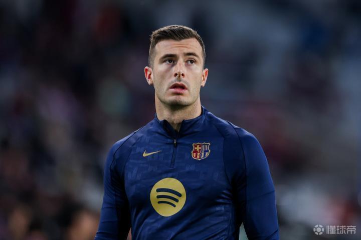 mk体育-记者:赫罗纳有意巴萨门将佩尼亚,塞尔塔已退出竞争