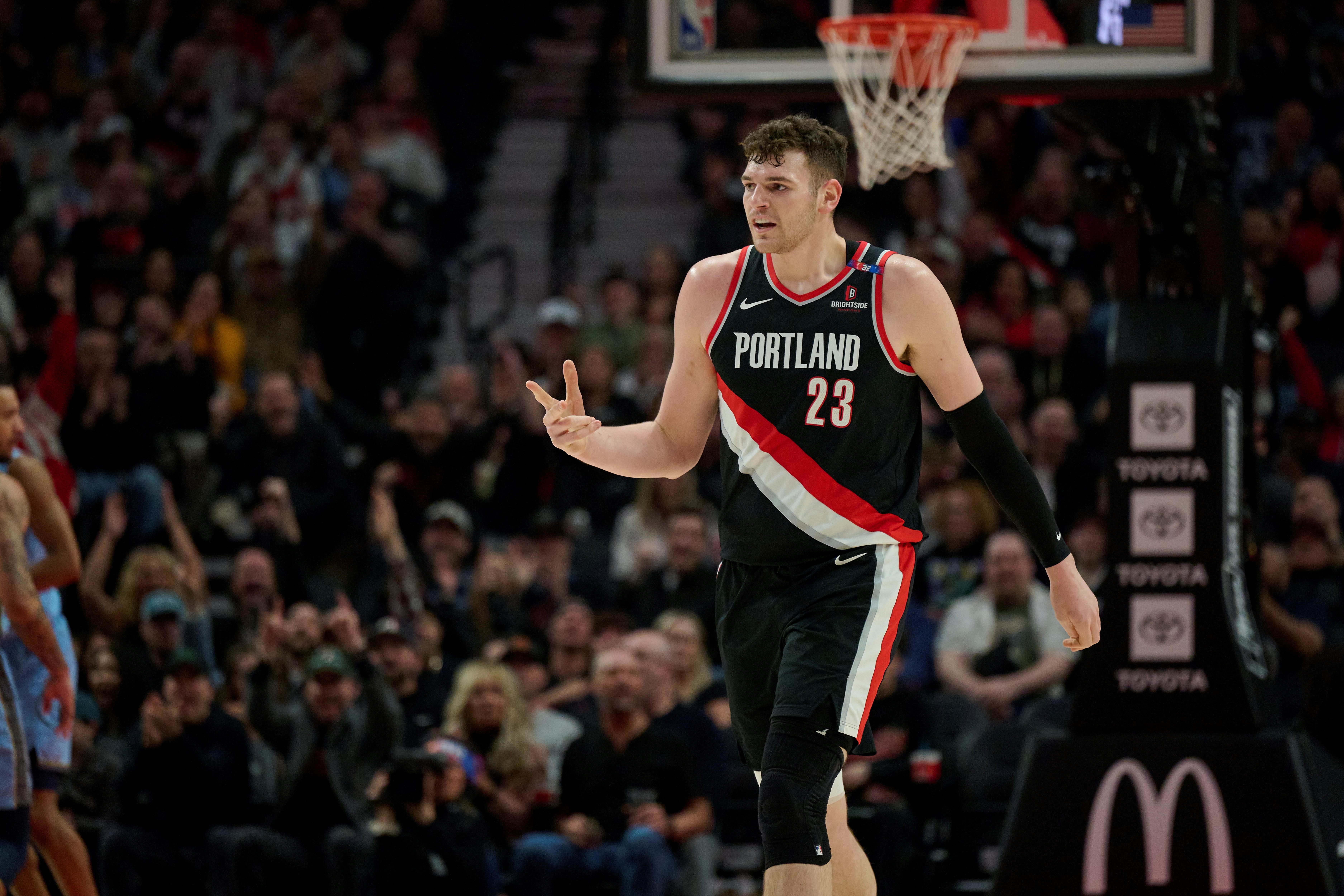 mk体育入口-杨瀚森排25&克林根未上榜!拓媒:克林根场均6.5+7.9+1.6&新秀2阵