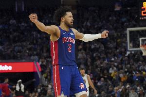 mk体育赛程-锡安:人们没有给CC足够的尊重 他是本赛季最佳阵容级别的球员