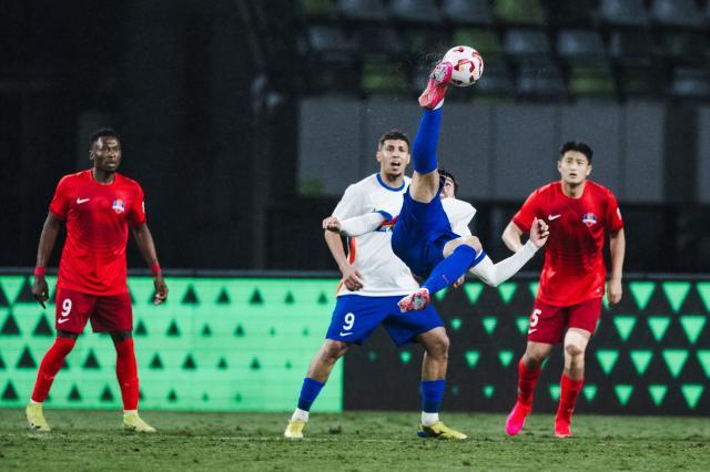 mk体育赛程-【中超】让三追四卡扎尔绝杀 泰山客场4比3十人梅州