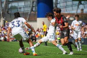 跟队记者:周一对阵巴里比赛前,米兰将在主场为新援安排亮相仪式