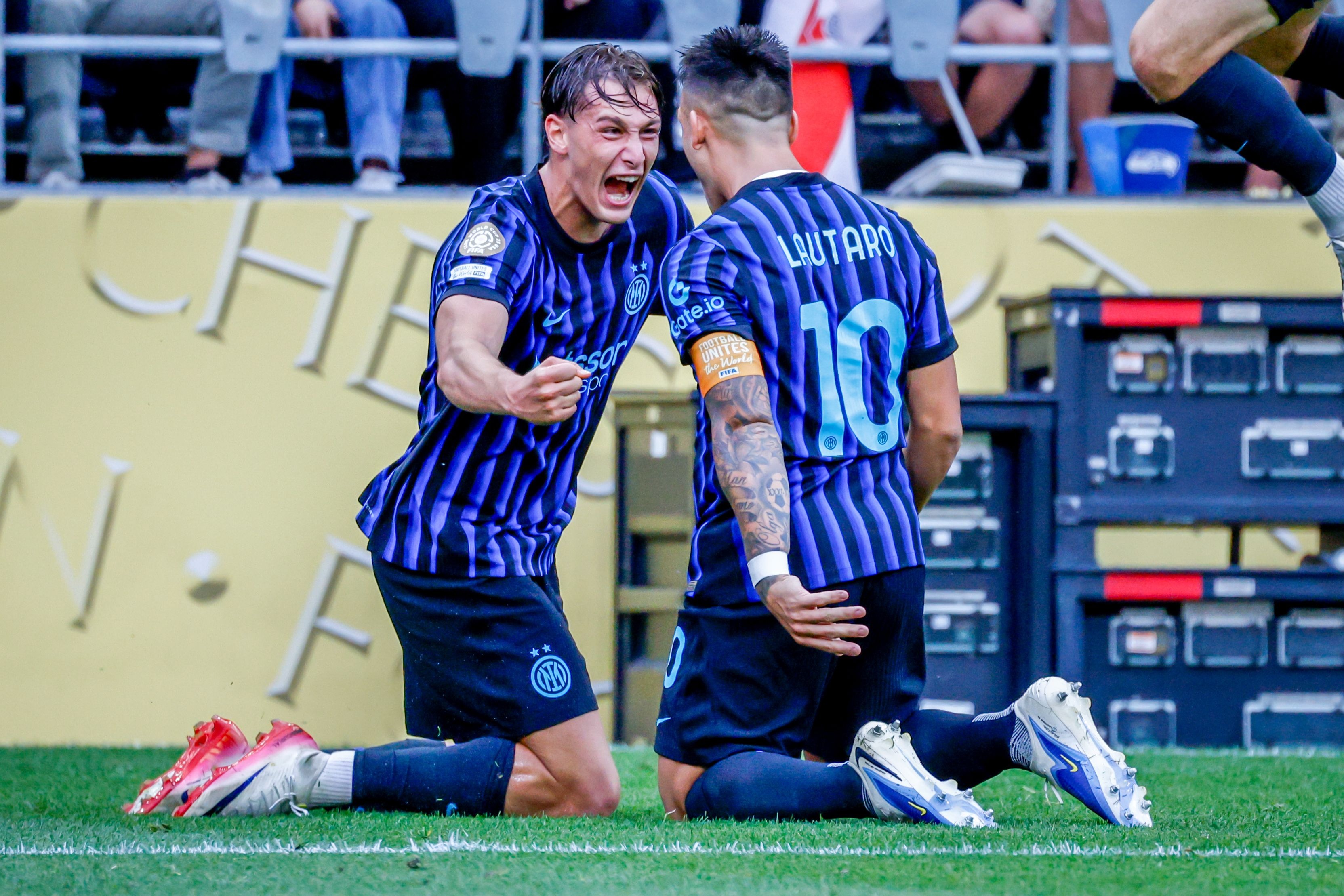 那不勒斯瞄准国米20岁锋线新星埃斯波西托,蓝黑军团态度坚决拒绝放人