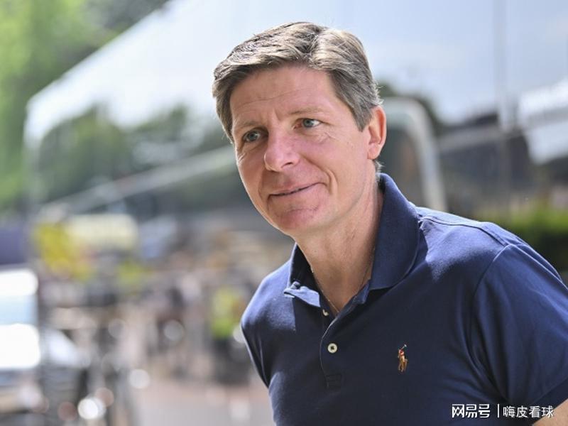 关键时刻,利物浦阿森纳“挖”走强援,曼联更难进欧冠