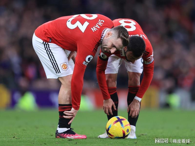 关键时刻,利物浦阿森纳“挖”走强援,曼联更难进欧冠