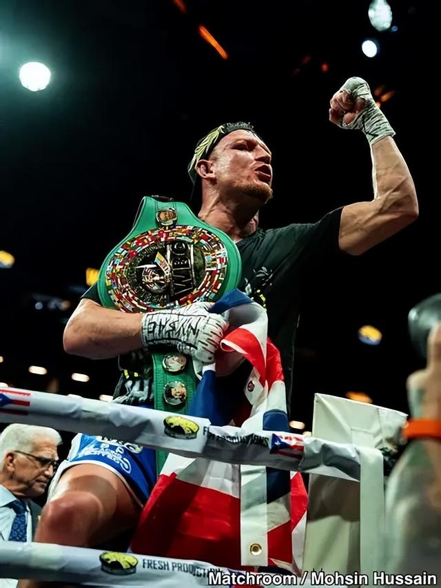 mk体育直播-道尔顿·史密斯：荣耀、质疑者、潜在对手背后的拳坛新章|拳王|WBC|金腰带|马蒂亚斯|比赛_新浪体育_新浪新闻