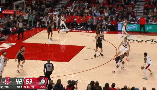 mk体育官网-【观察】大合同到手继续进步 小西蒙斯这块宝押对了