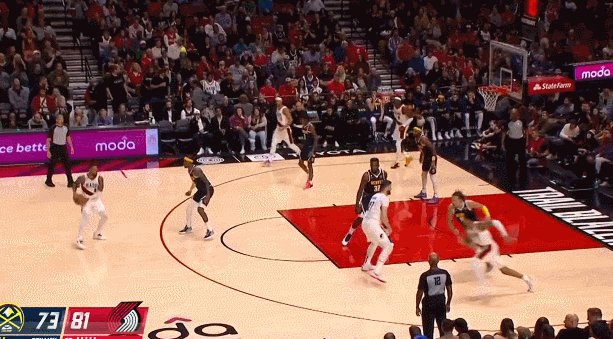 mk体育官网-【观察】大合同到手继续进步 小西蒙斯这块宝押对了