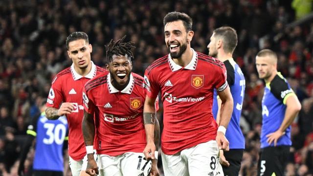 1666235389524040496.jpg mk体育直播-提前离场回更衣室,名宿:C罗认为自己比曼联更大