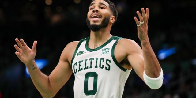 1635829008054033119.jpg mk体育-末节再遭逆转斯马特开喷!绿军队内氛围日渐微妙